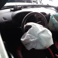 ساینا۹۸تصادفی|خودرو سواری و وانت|اسلامشهر, شهرک قائمیه|دیوار