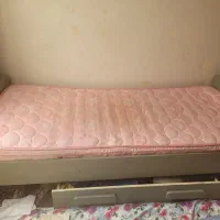 تخت و تشک