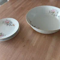 تعدادی ظروف چینی حراج
