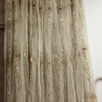 پرده|پرده، رانر، رومیزی|گلوگاه, |دیوار