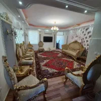اپارتمان سه طبقه