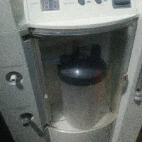 دستگاه اکسیژن ساز ..و دستگاه زردی نوزاد