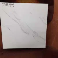 فروش ۴۲ متر سرامیک ۶۰ در ۶۰ کاشی سمنان