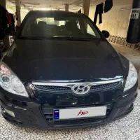 هیوندای i30