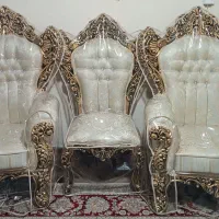 مبل ۹ نفره همراه سه تا عسلی