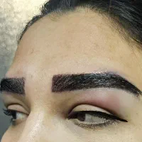 کاشت ابرو تخصصی بدون جراحی
