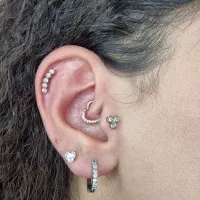 خدمات سالن زیبایی کلیه خدمات پیرسینگ