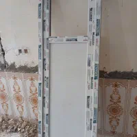 درب پی وی سی