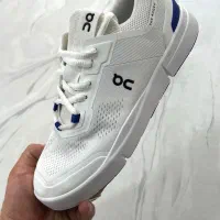 فروش کتونی های آن رانینگ و پوشاک ورزشی زنونه