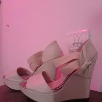 کفش پاپیون|کیف، کفش، کمربند|پرند, فاز ۵|دیوار