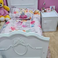 تخت تک نفره