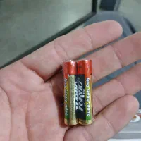 باتری نیم قلمی