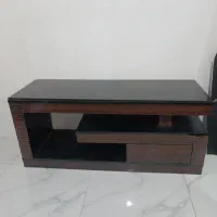 میز تلویزیون هایگلاس