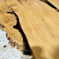 میز چوب و رزین لوکس ۱۰ نفره برای پذیرایی خاص