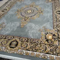 چند عدد فرش جفتی ۷۰۰شانه تخفیفی در تربت می باشد