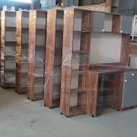 میز نیولاکچری