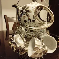 قوری.استکان.نعلبکی.چینی .6عددلیوان دکوری