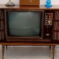 تلویزیون کمُدی عتیقه|کلکسیون اشیاء عتیقه|بیرجند, |دیوار
