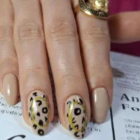 کاشت ناخن|خدمات آرایشگری و زیبایی|اسلامآباد غرب, |دیوار