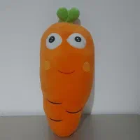 عروسک زیبا و تمیز