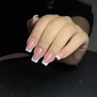 خدمات و‌آموزش ناخن