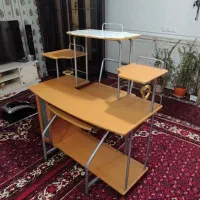 میز کامپیوتر.   میز تحریر.|میز تحریر و کامپیوتر|همدان, |دیوار