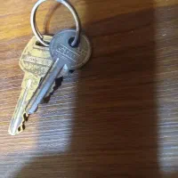 سوئیچ ماشین گم کردم