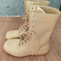 لباس و پوتین مرزبانی|لباس|قره ضیاالدین, |دیوار