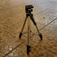 ۳ پایه دوربین فیلمبرداری و عکاسی