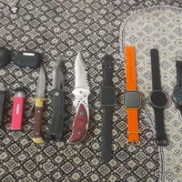 تعدادی وسایل به فروش میرسد