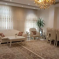 مبل راحتی به همراه ناهار خوری
