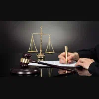 وکیل پایه یک دادگستری و مشاور حقوقی