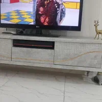 یک عدد میز در حد نو