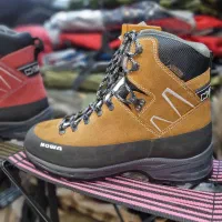 کفش کوهنوردی .کوله کوهنوردی