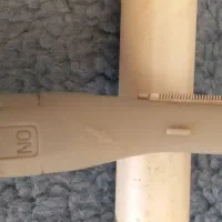 یک عدد خط زن قلمی پرنس لی سفید|آرایشی، بهداشتی، درمانی|شیراز, پودنک|دیوار