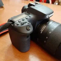 دوربین عکاسی کانن ۹۰ دی