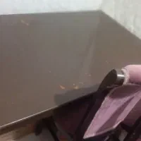 یک عدد میز ناهار خوری ۶نفره با ۴عدد صندلی|میز و صندلی غذاخوری|پرند, فاز ۴|دیوار