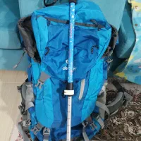 کوله دیوت65لیتری وکلاه وباتوم بفرو‌ ش میرسد