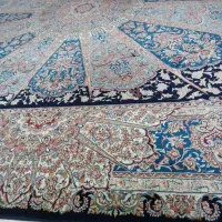 یک عدد قالی۱۲ متری سالم و با کیفیت