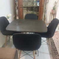 میز و صندلی
