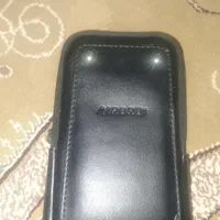 کیف مدارک وتلفن همراه