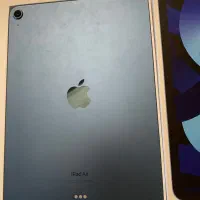 معاوضه مشابه نو Ipad air m1 با قلم باتری ۱۰۰