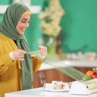 سلفون کش. ارکوپال۲.قابلمه۲.پلاستیک۲.کارد و چنگال۲