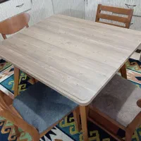 میز نهارخوری