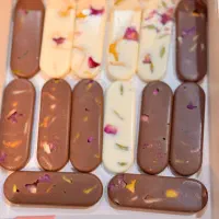 شکلات دستساز خانگی کاکائو، شیری، توتفرنگی|خدمات پذیرایی، مراسم|گرگان, |دیوار