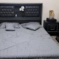 تخت خواب دونفره با ست کمد و میز توالت