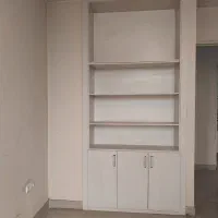 کتابخانه دیواری یا قفسه اداری