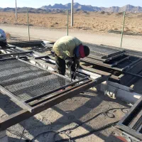 جوشکاری. سقف های مرغداری نرده نصب درب باغی .تخریب.|خدمات پیشه و مهارت|سبزوار, طبرسی (جعفرآباد)|دیوار