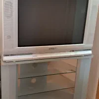 تلویزیون ۲۹ اینچ با میز