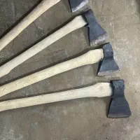 تبر بزرگ فولادی قدیمی